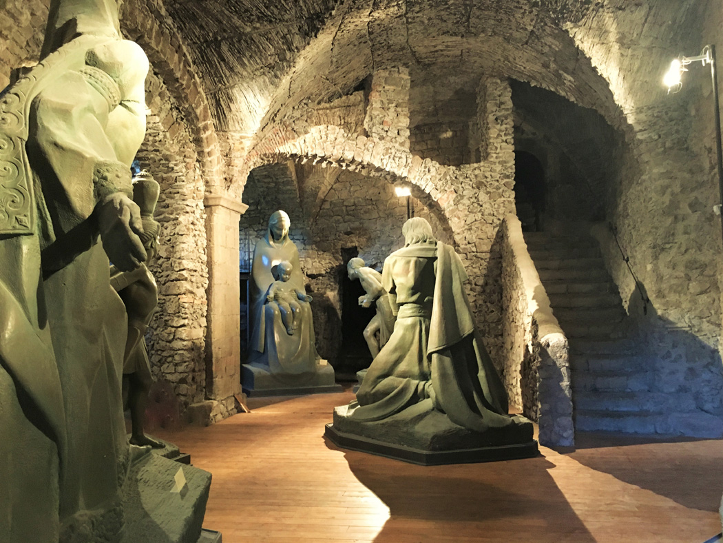 Cave- Museo Presepe Ferri by Bettiol
