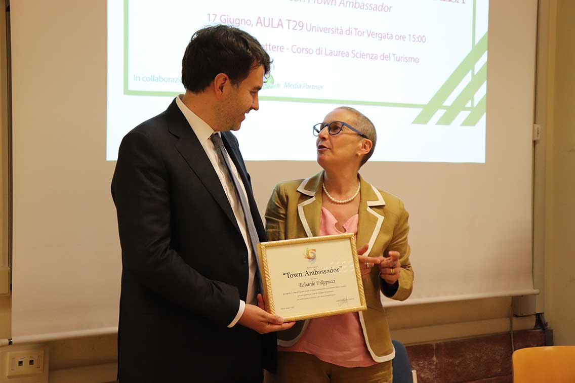 Premio Town Ambassador a Edoardo Filippucci