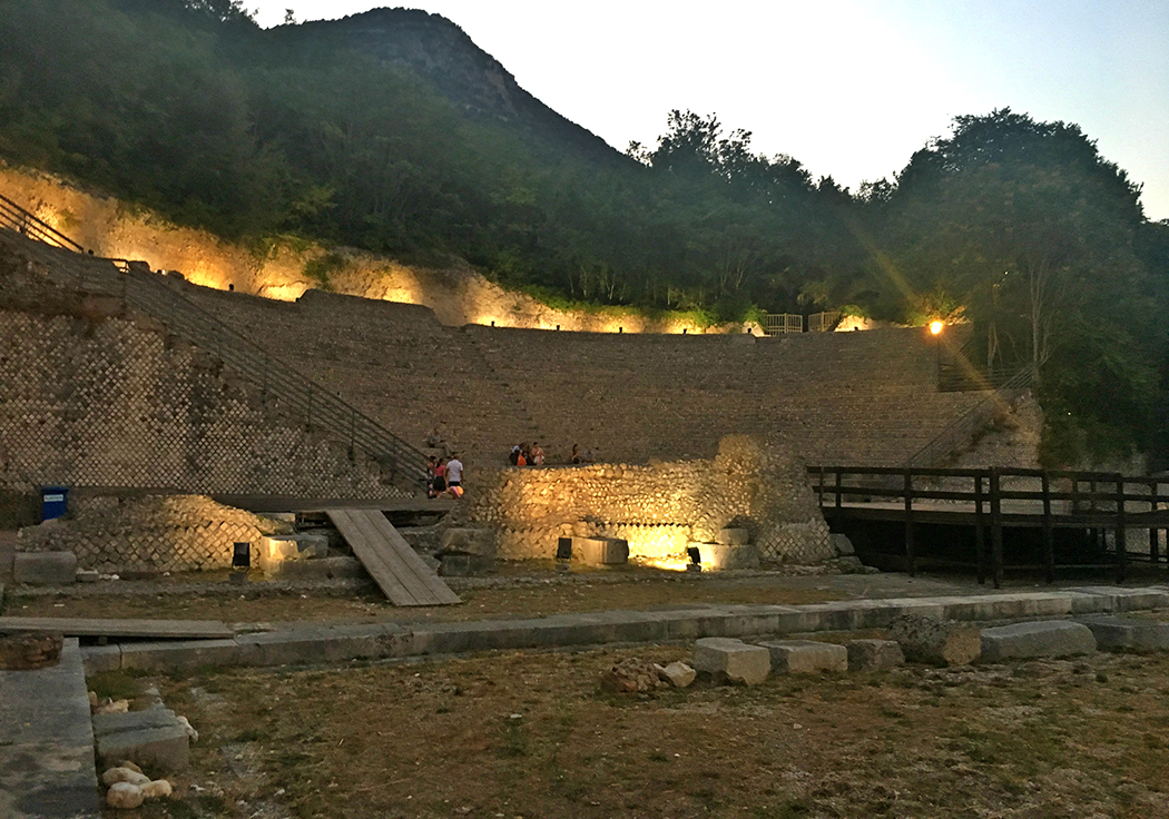 Cassino- Anfiteatro Romano by Bettiol