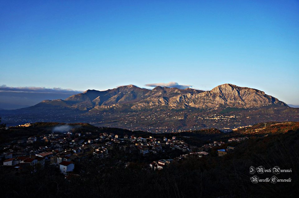 18 Mar: with Coreno Ausonio at Radio Radio 
