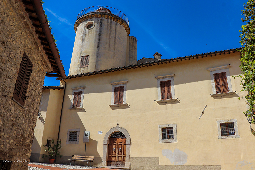 Casaprota. Palazzo Filippi, torre e castello