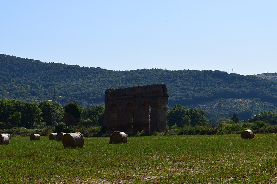 Castel Madama. Acquedotto Romano Anio Novus