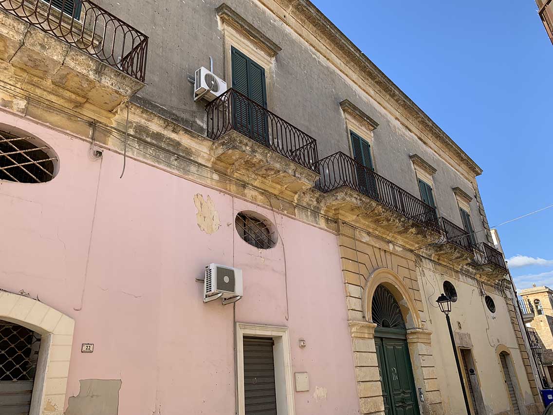 Cellino San Marco. Palazzo Bolognini