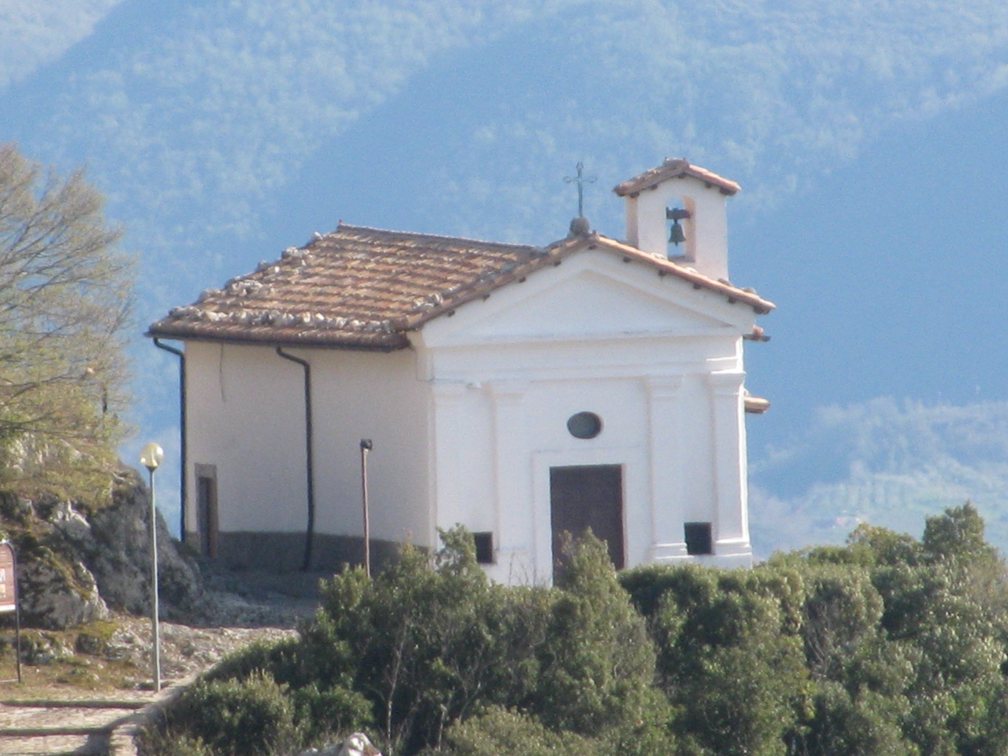 Cervara di Roma. Chiesa di Santa Maria della Portella