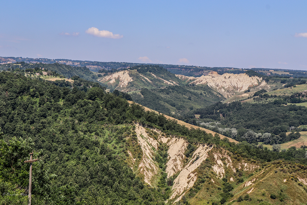 Castiglione in Teverina. Parco Valle dei Calanchi