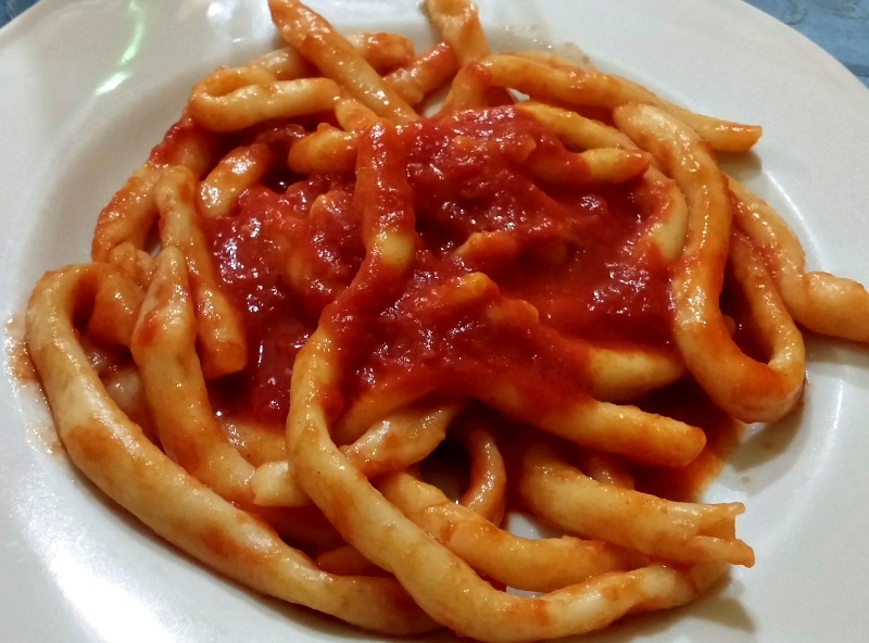 Gerano. ‘Maccarunacci co gli Cici’