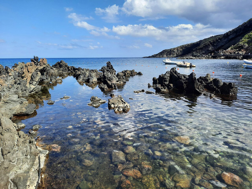 Pantelleria. Isola Vip e Vacanze