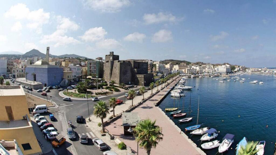 Pantelleria. Isola Tecnologica