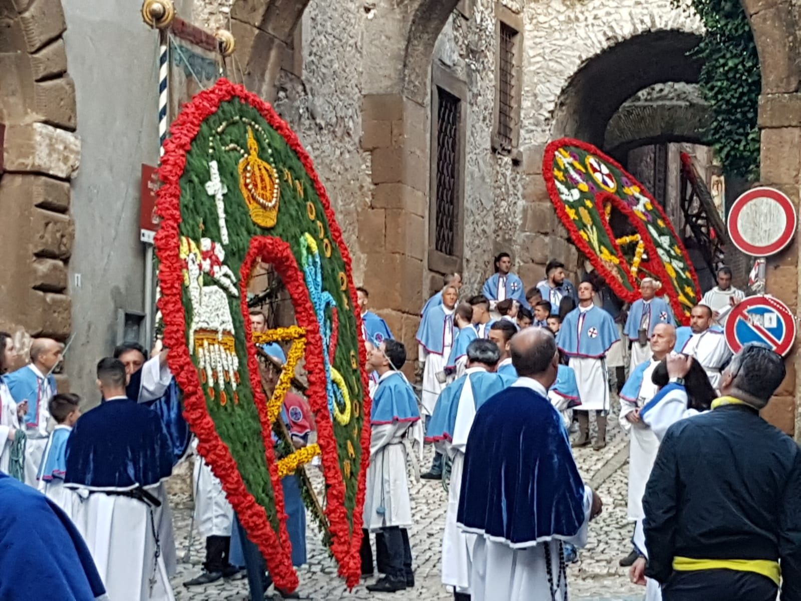Artena. I Cristi Infiorati