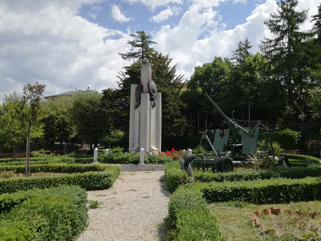 Fiuggi. Monumento ai Caduti