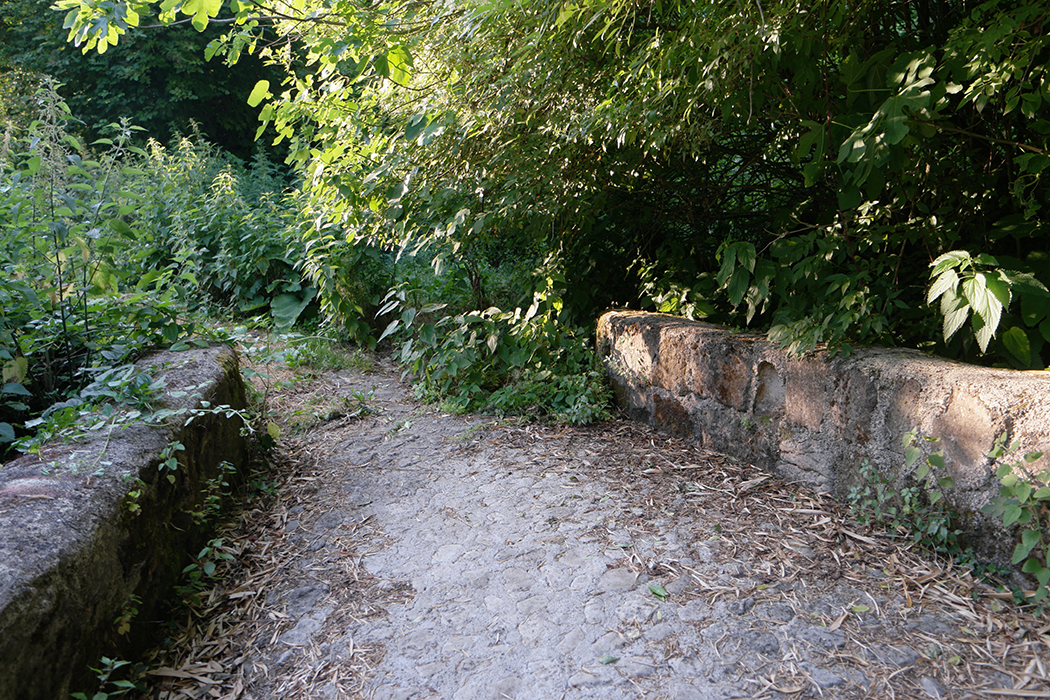 Cave. Via Francigena 