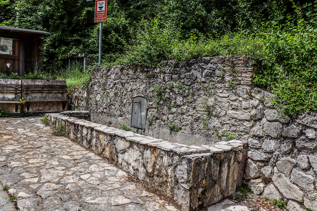 Greccio. Fonte del Lupetto