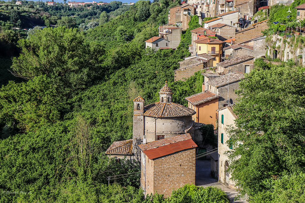 Vignanello. Chiesa della Madonna del Pianto
