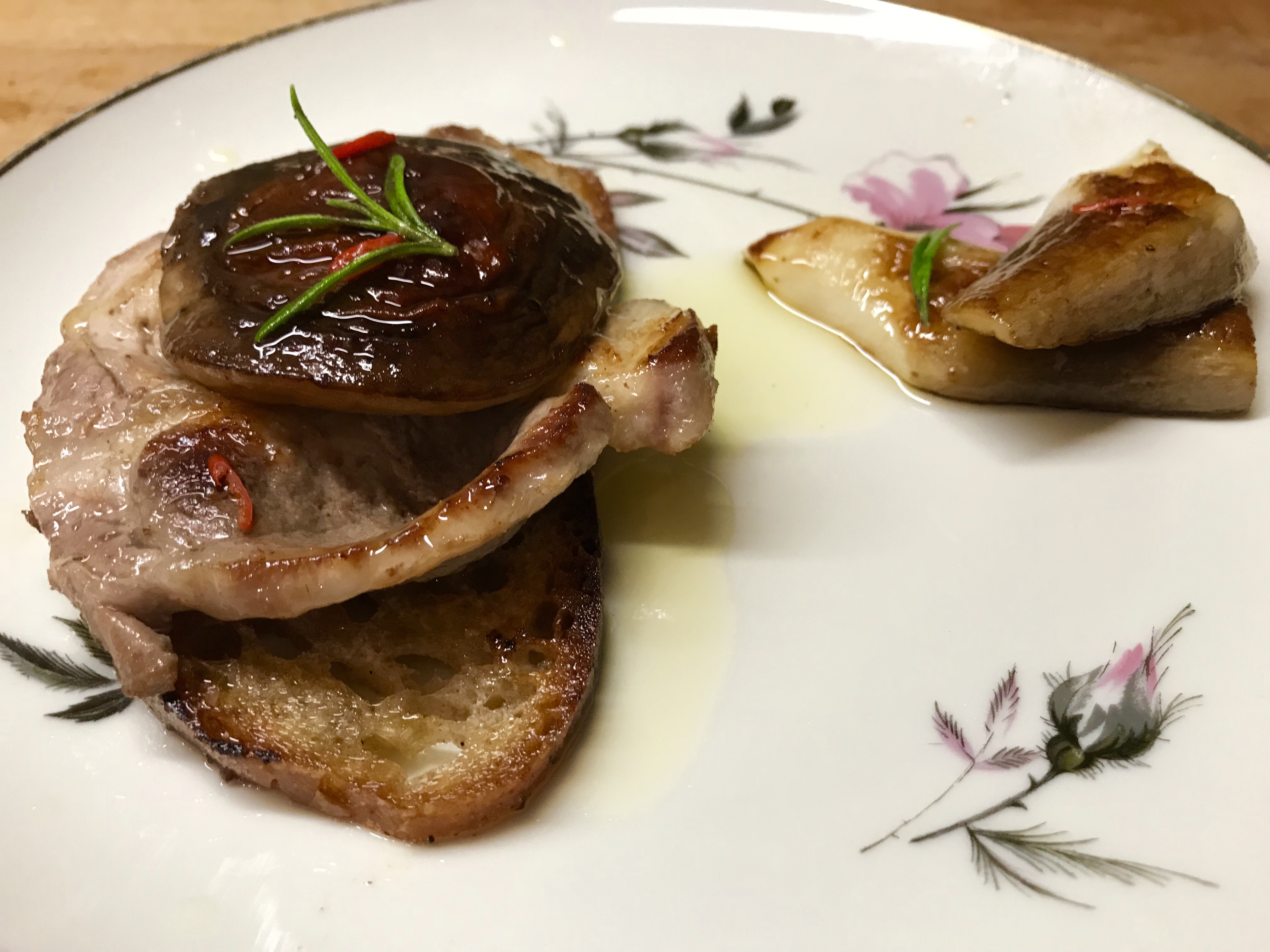 Preludio d’autunno: braciola di maiale con funghi porcini