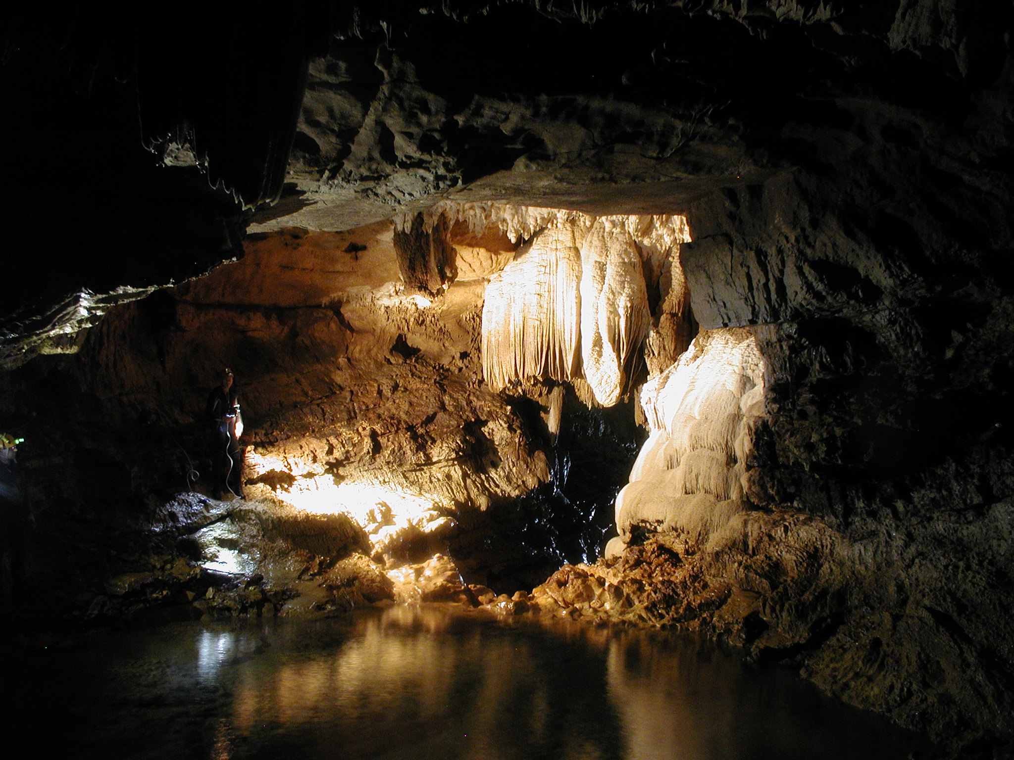 Falvaterra. Grotte di Falvaterra e Rio Obaco
