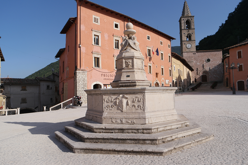 Leonessa - Fontana Margaritiana by Bettiol