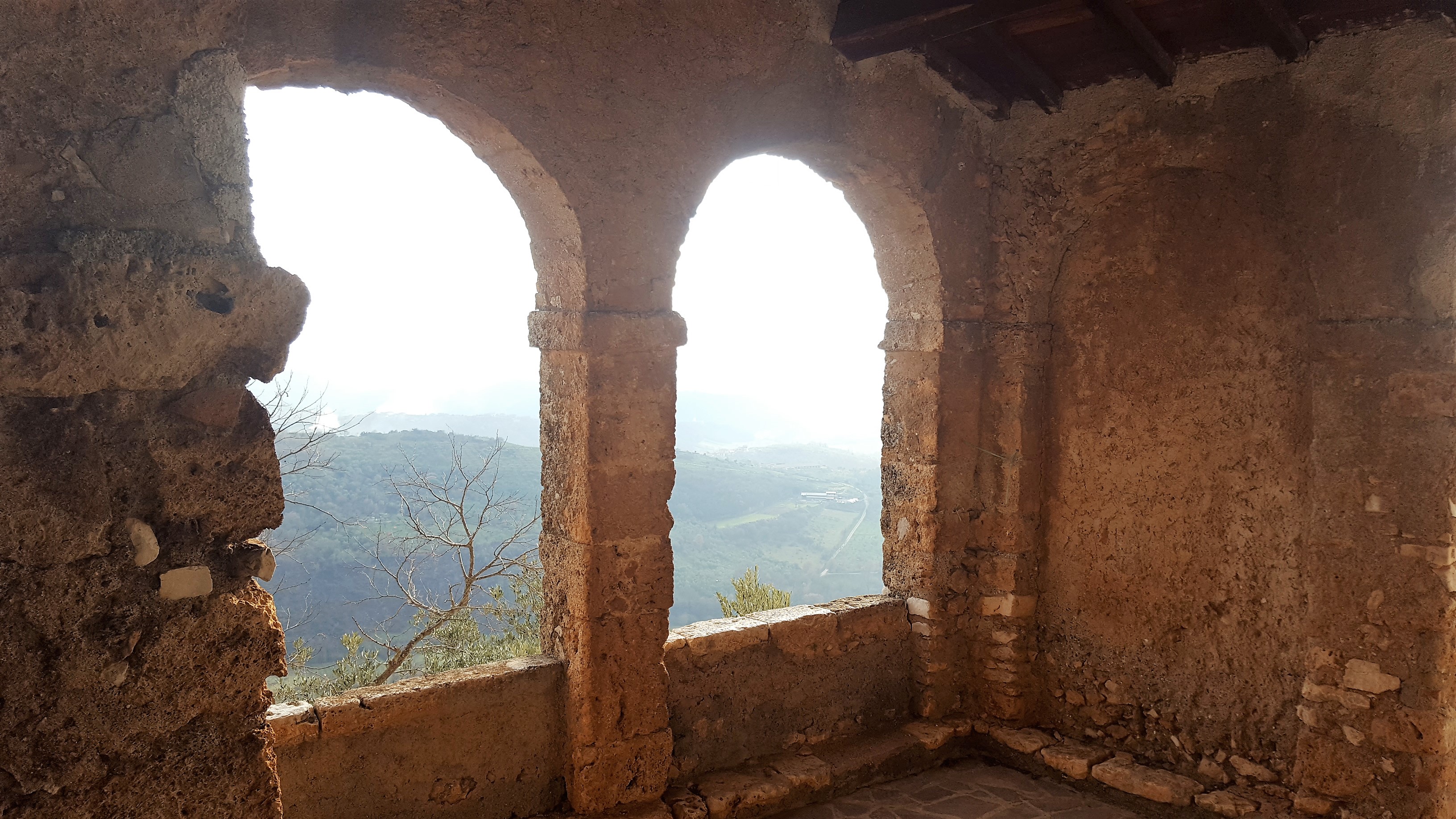 Acuto. Chiesa Madonna di Mezzo Monte