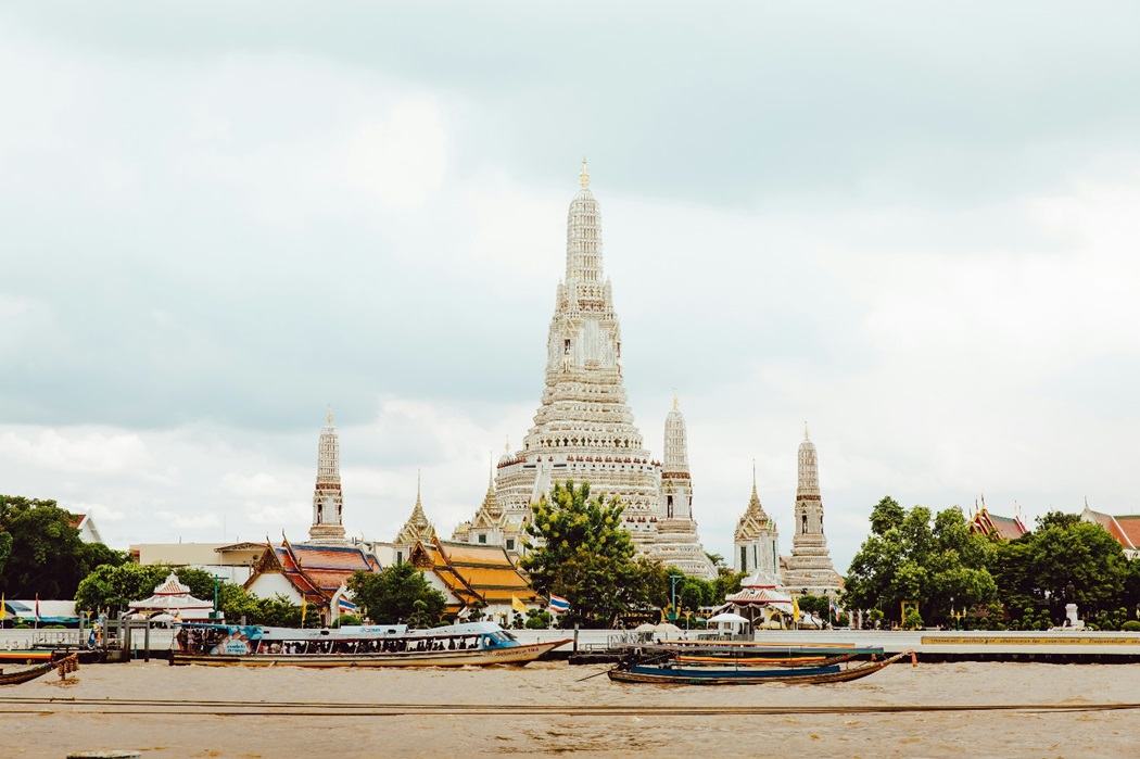 Let's discover Asia with Alessia's journey