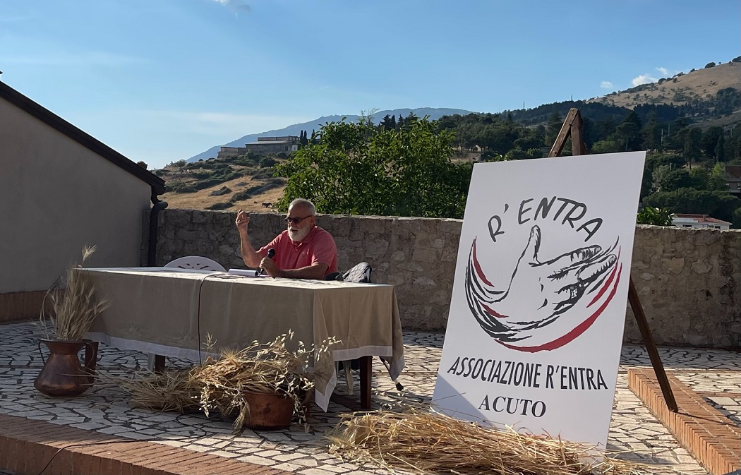 Salvato Tassa presenta l'Associazione R'entra