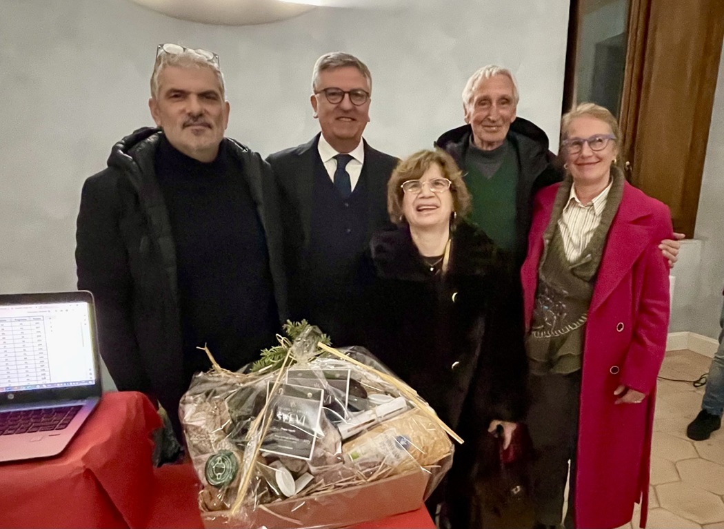 la vincitrice Patrizia Tuffi del panpepato di Anagni 2023