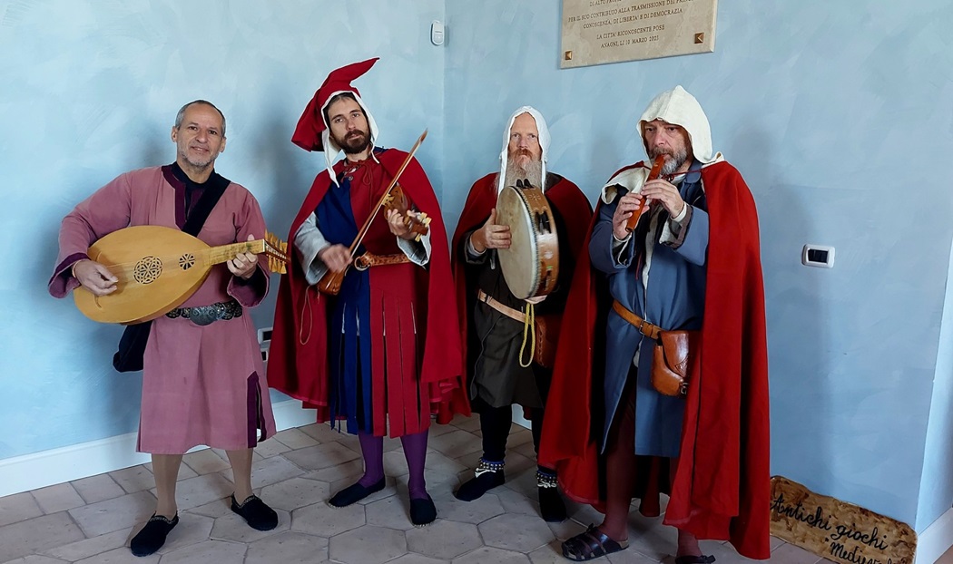 musici di ahores al panpepato di Anagni