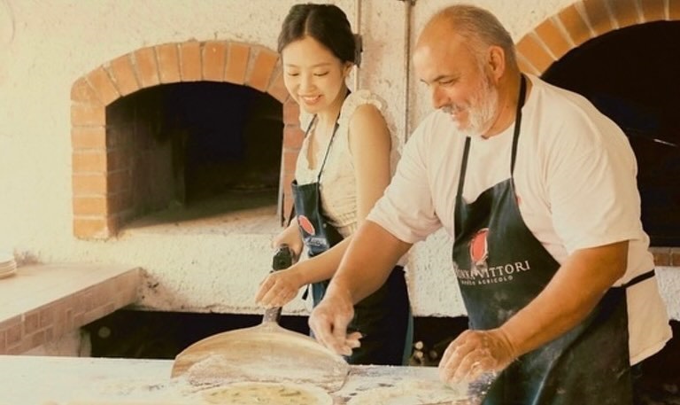 Jennie delle BlackPink a Paliano presso Donna Vittori - Borgo Agricolo