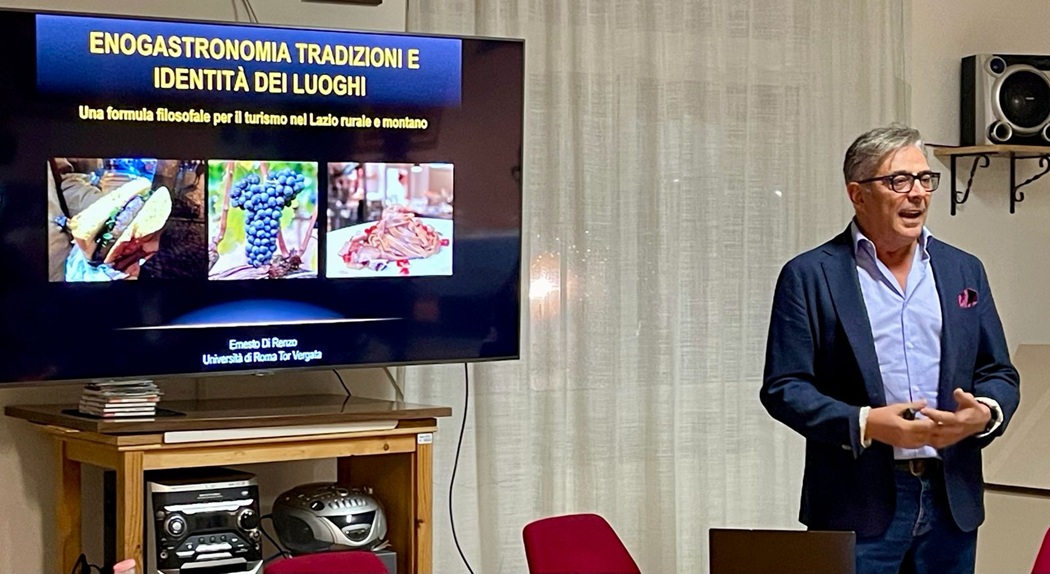 Cibo, vino e turismo sostenibile