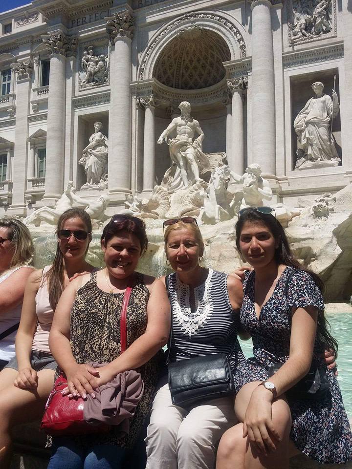 Yenny Valera e le sue amiche a Roma