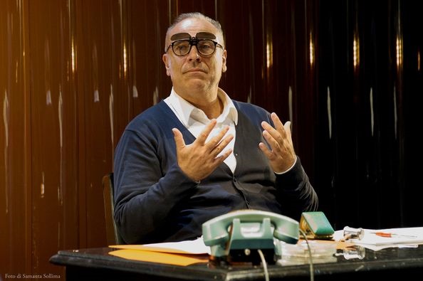 Teatro Vittorio Veneto Enzo Decaro Non è vero ma ci credo