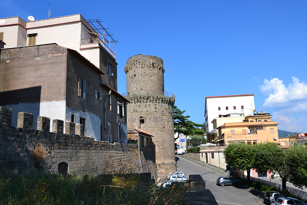 Lanuvio. Torre Medievale
