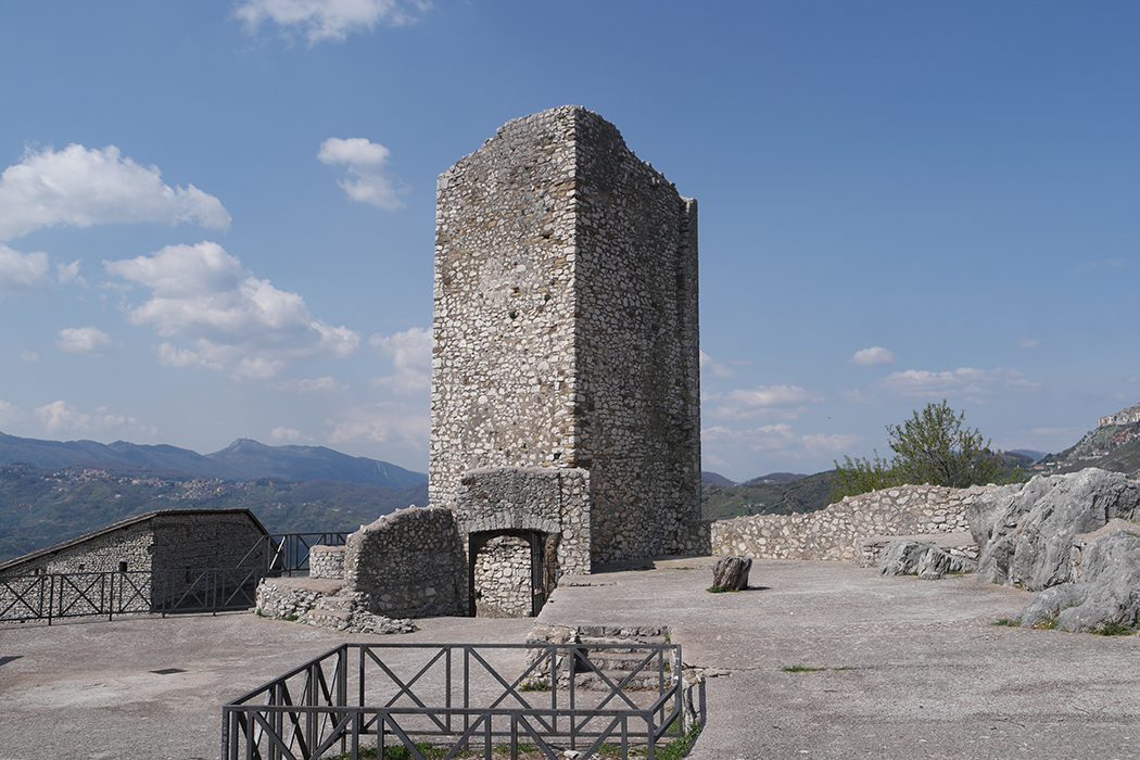 Olevano Romano. Torre medioevale