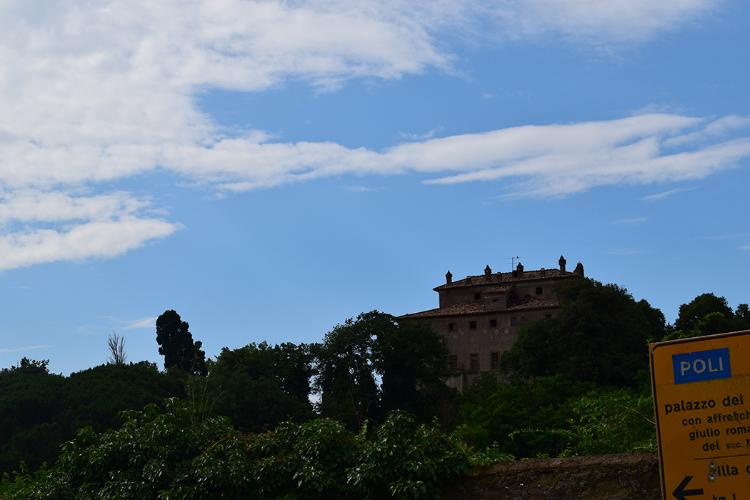 Poli. Villa Catena