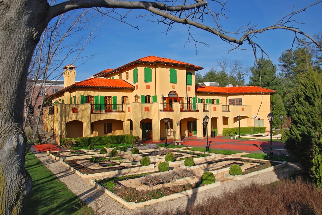 Colavita center for italina Food and Wine