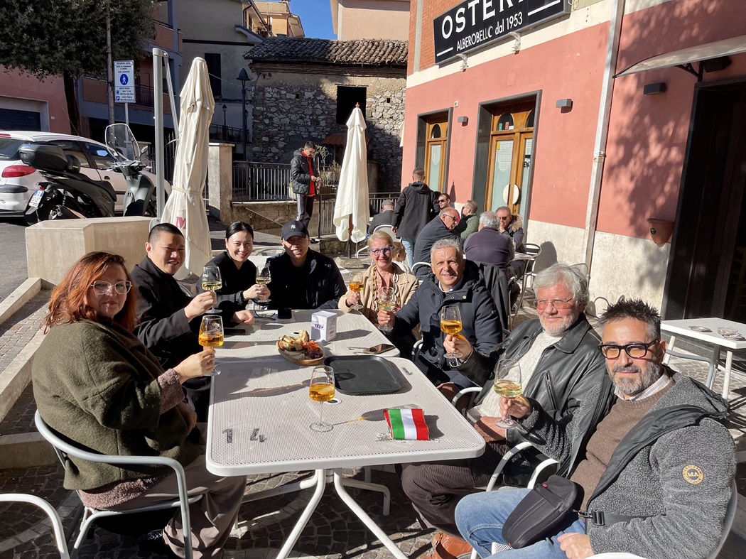 Town Ambassador Award for 4 Chinese artists in Rocca Santo Stefano
