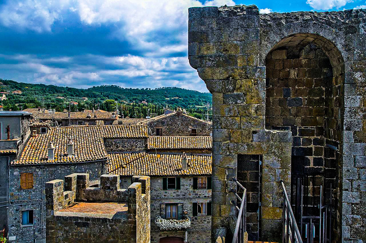 Bolsena. Rocca Monaldeschi della Cervara