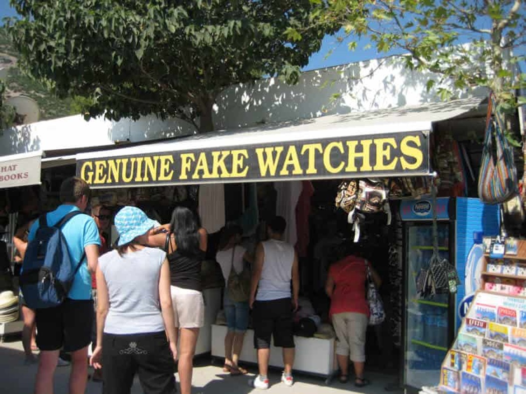 Real fake Watches, Italian sounding e altre storie