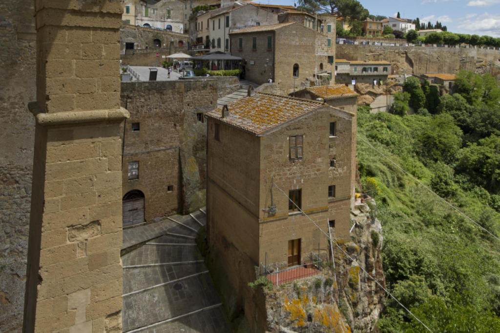 Pitigliano just appears behind a curve