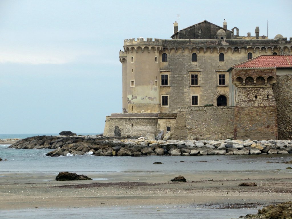 Ladispoli. Il Castello Odescalchi A Palo