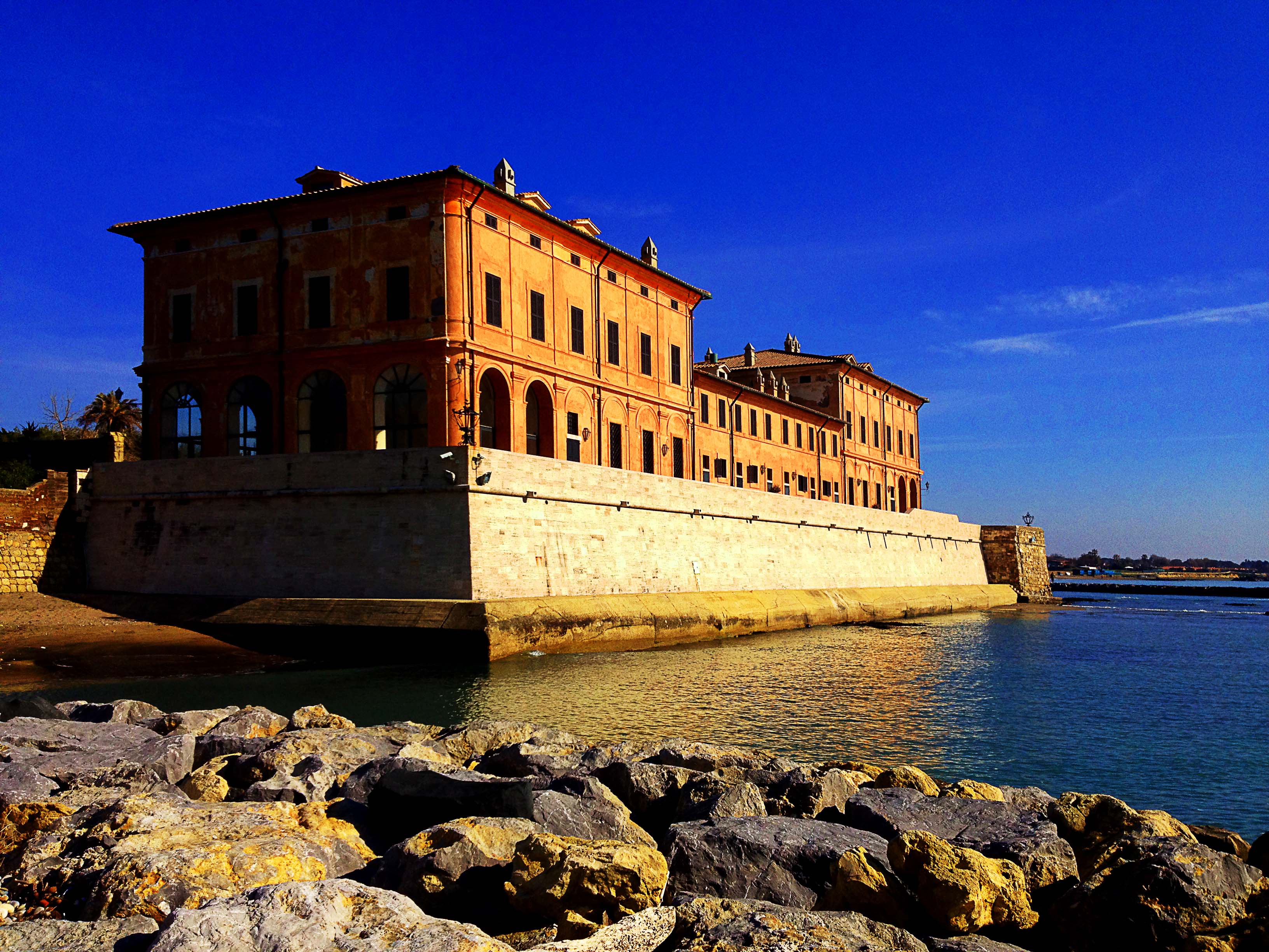 Ladispoli. La Posta Vecchia