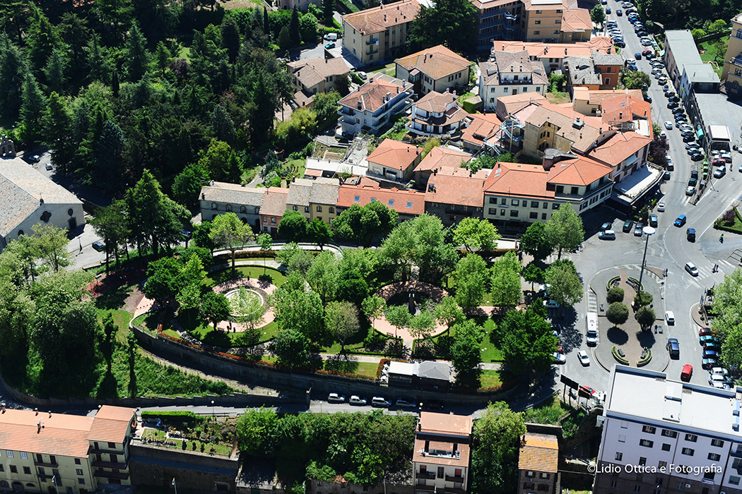 Montefiascone. Corteo Storico e Processione del Venerdì Santo
