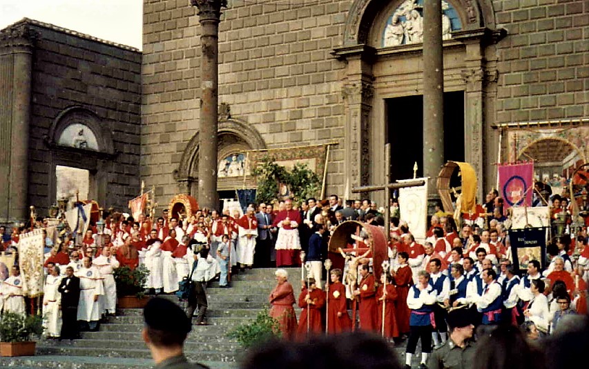 Viterbo. Patto d'amore