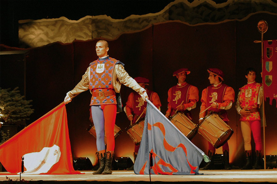 Gli Sbandieratori di Cori